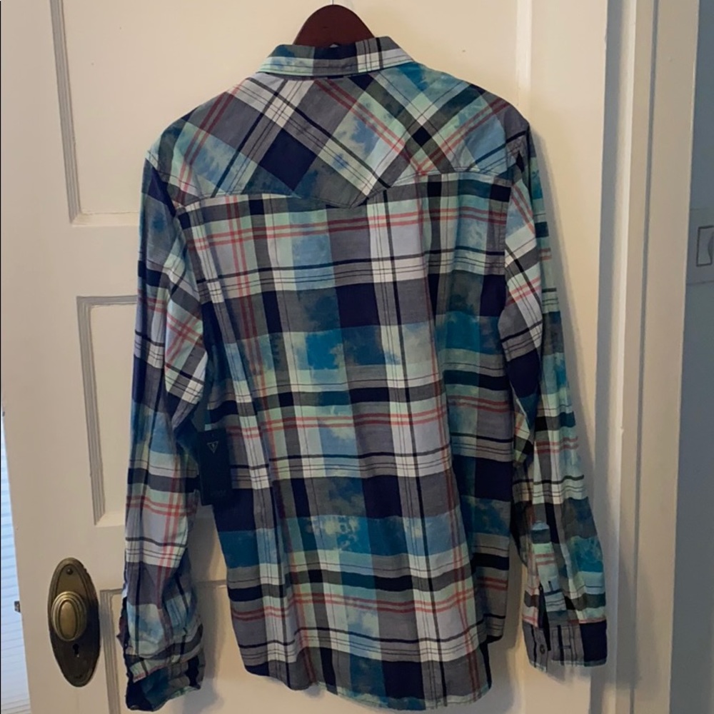 Guess - Picture 4 of 4